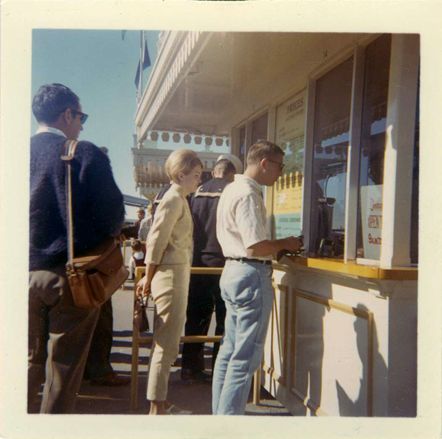 Disneyland ticket booth - Disneyland Photos from the 60s